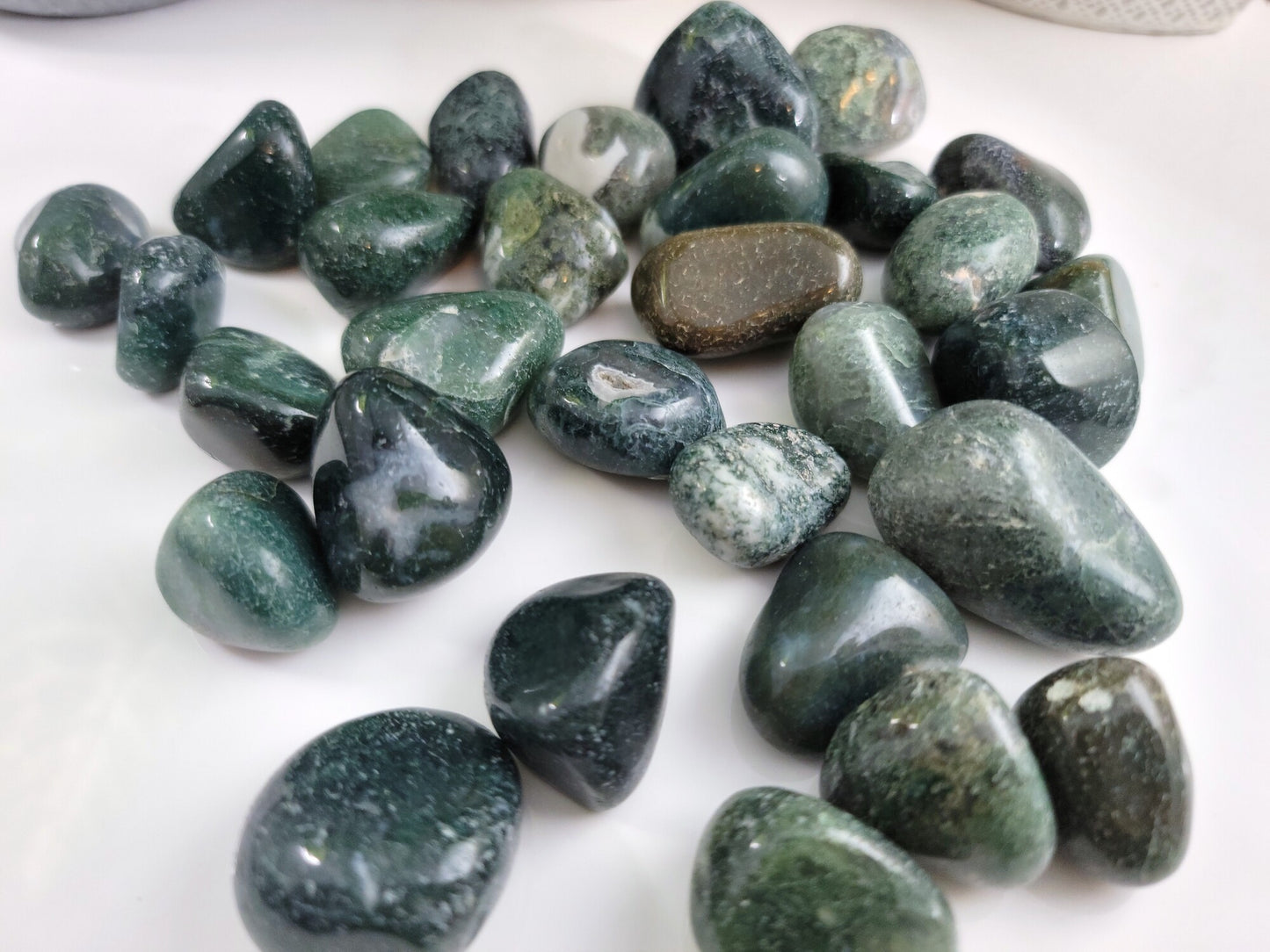 Moss Agate, Tumbled
